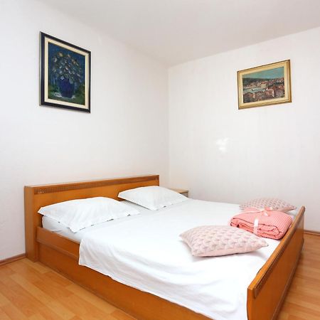 Rooms With A Parking Space Split - 17766 Habitación foto